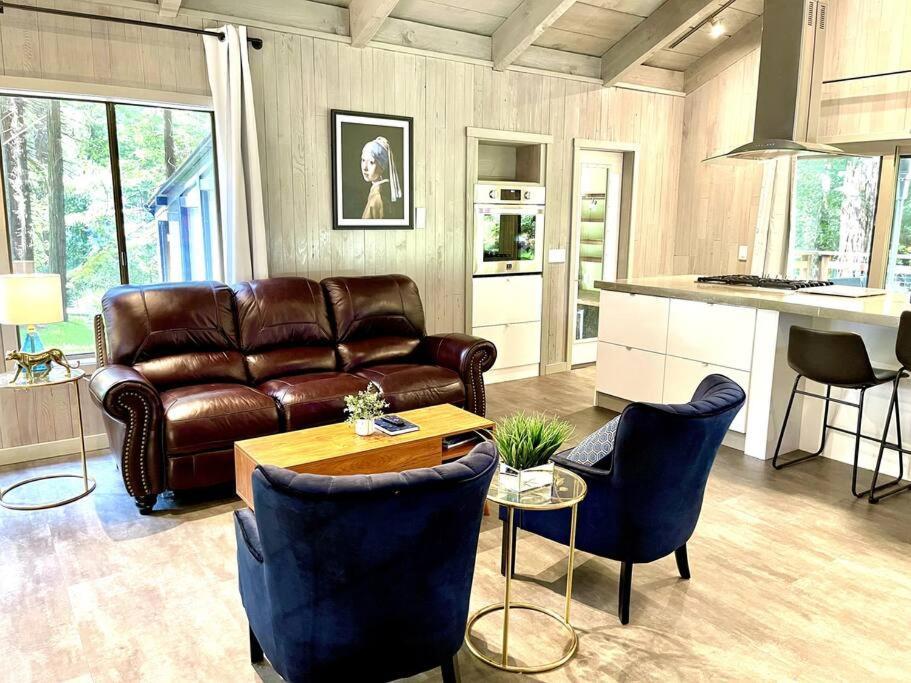 Occidental Modern House W. Fast Internet In 1 Acre Landヴィラ エクステリア 写真